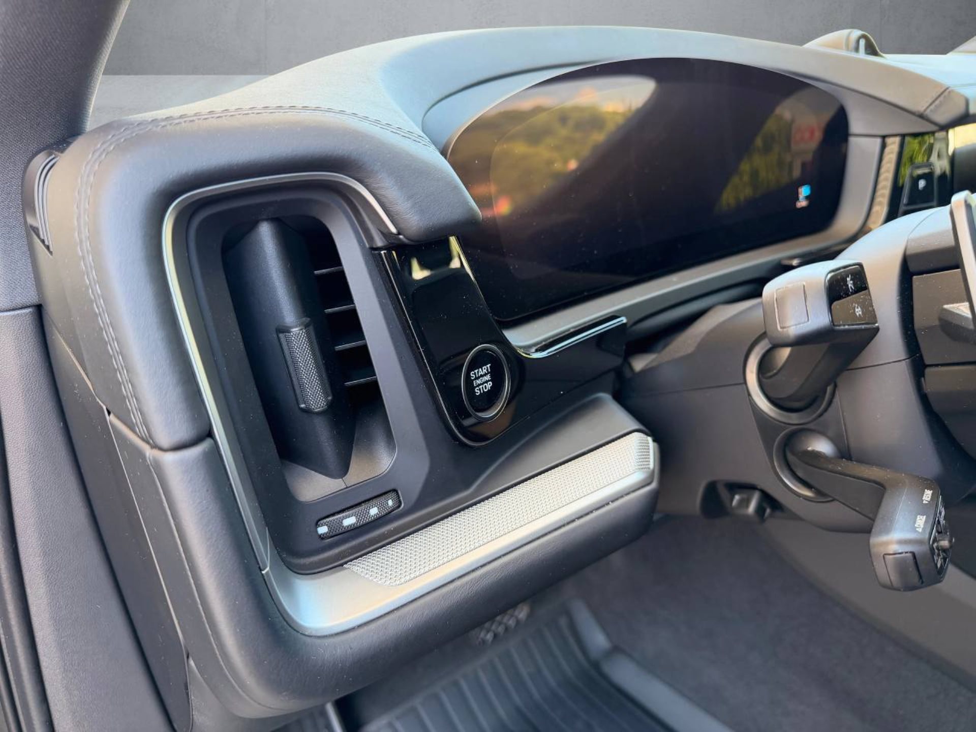 PORSCHE Cayenne E-Hybrid Coupé-image-28