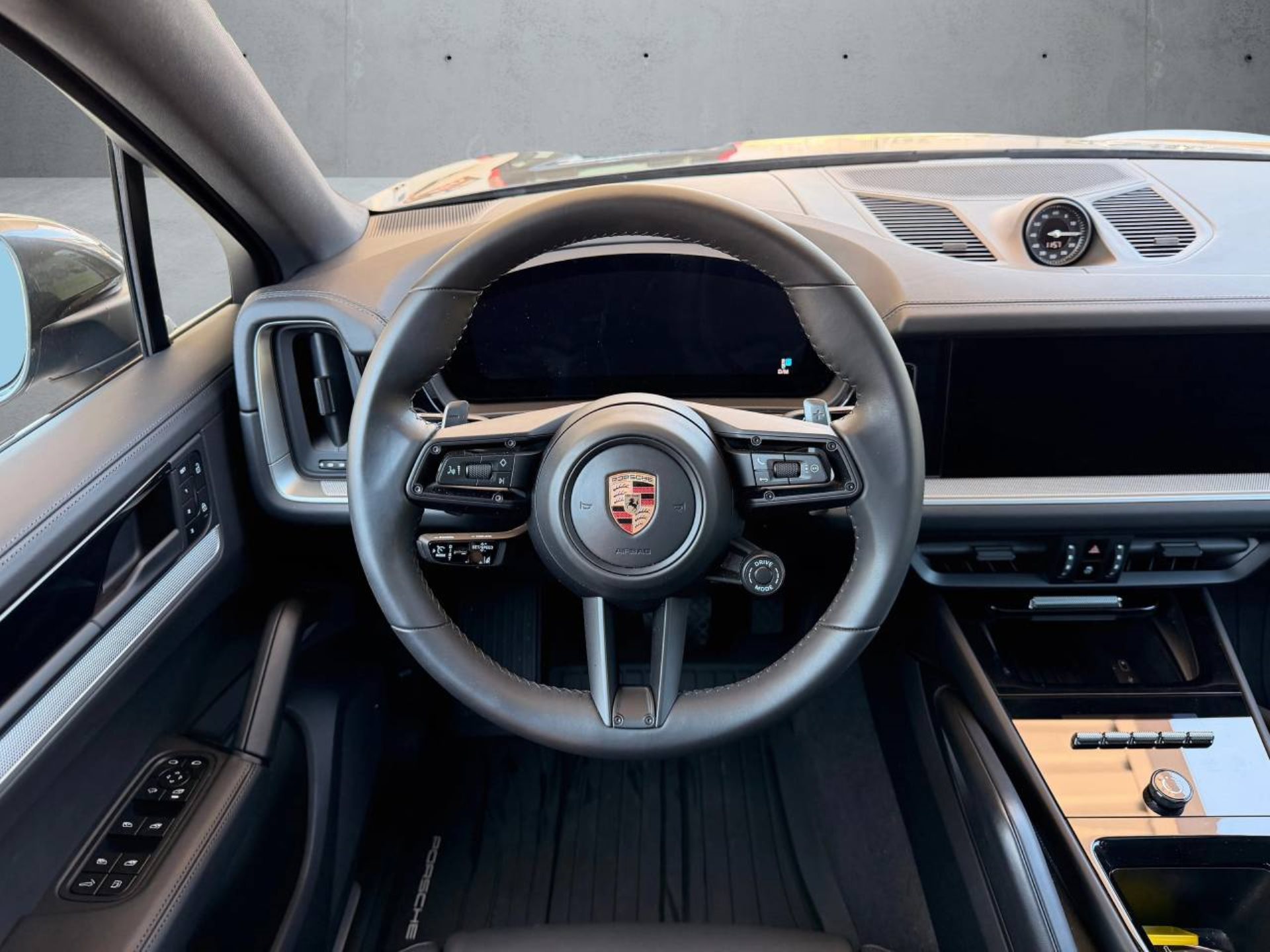 PORSCHE Cayenne E-Hybrid Coupé-image-12