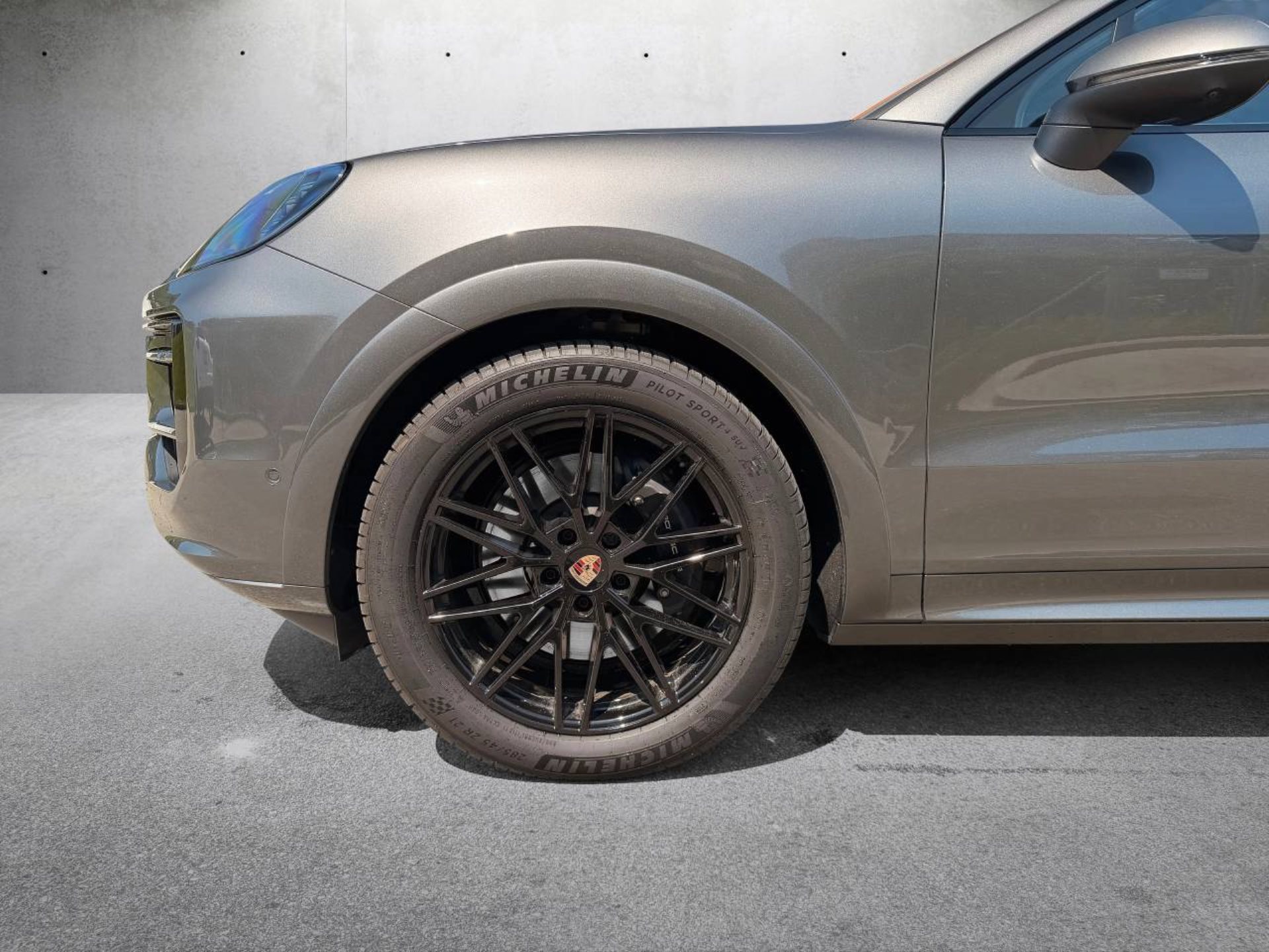 PORSCHE Cayenne E-Hybrid Coupé-image-11