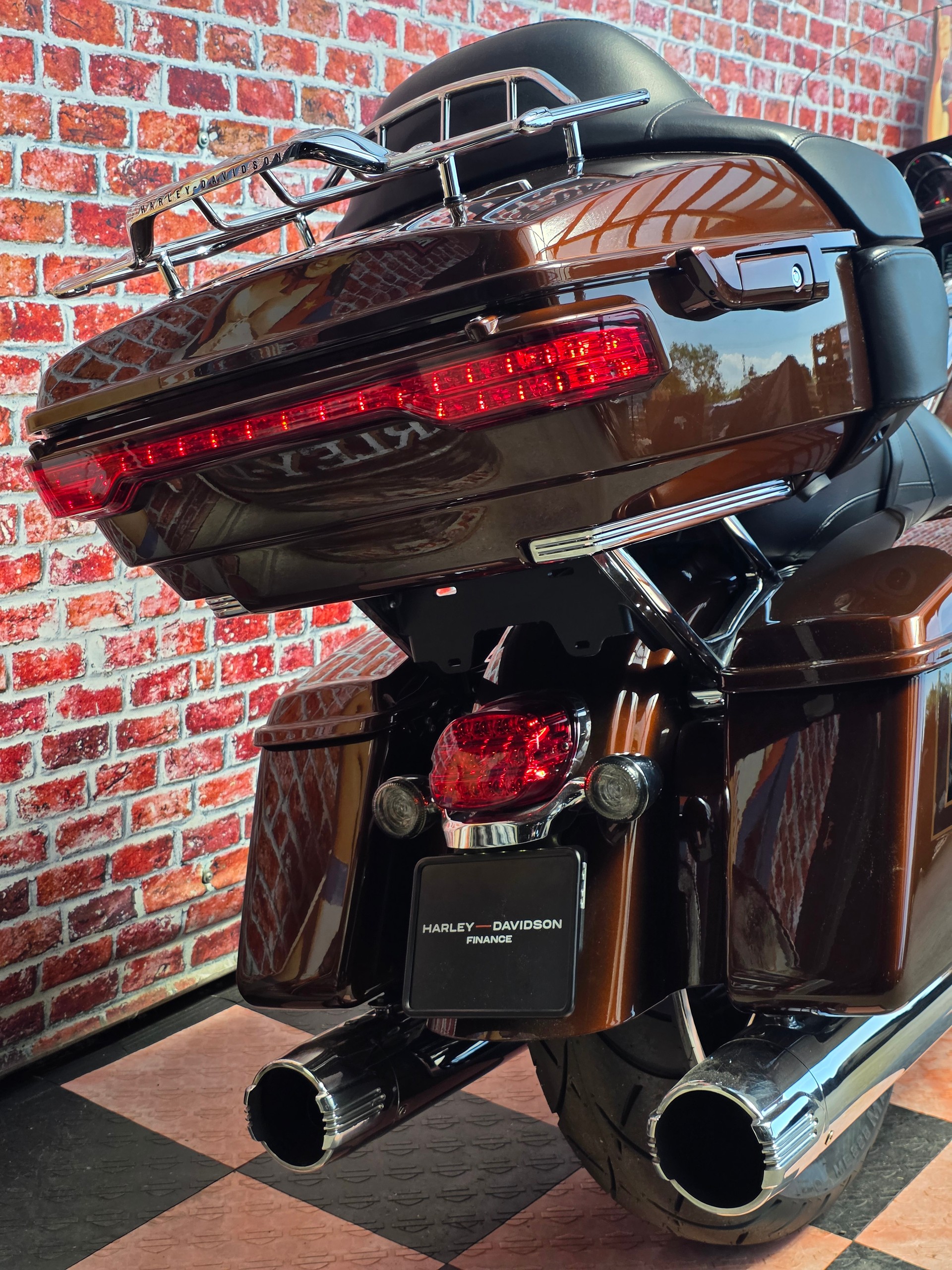 HARLEY-DAVIDSON FLHTKSE Electra Glide Ultra Limited 117 CVO-image-7