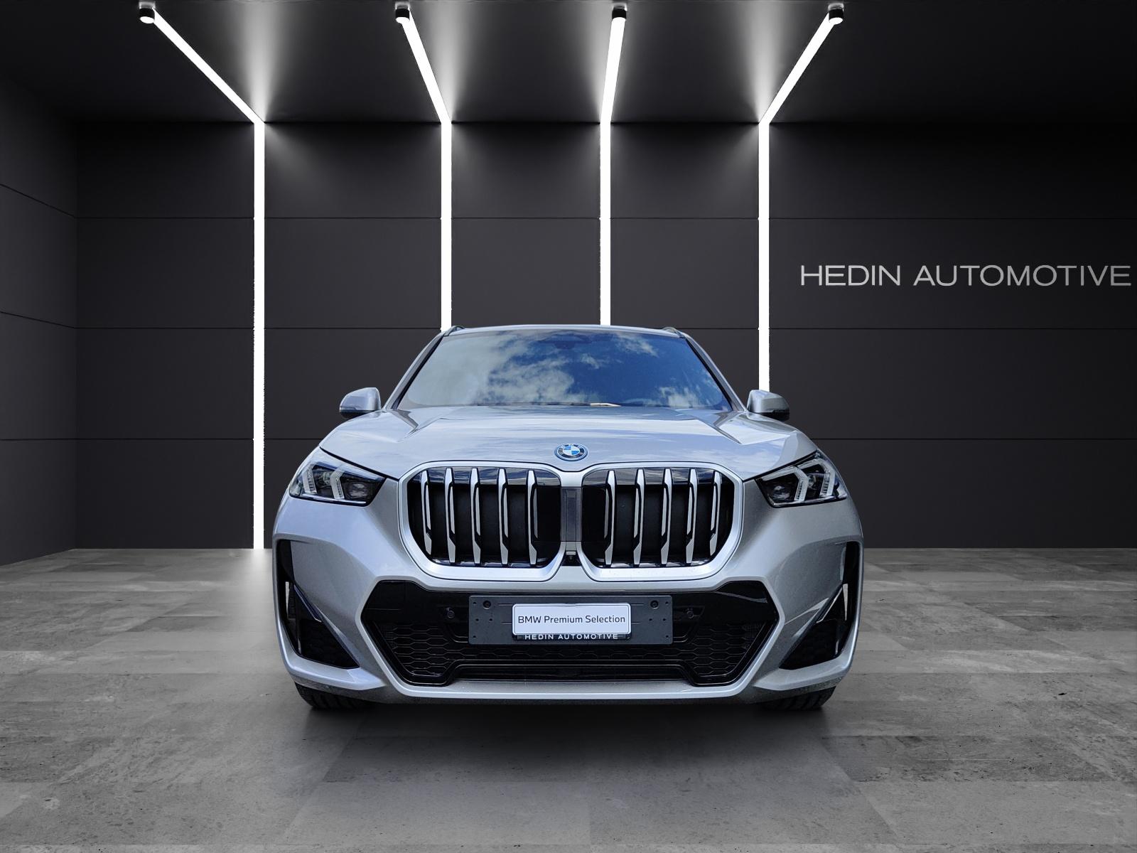 BMW X1 30e xDrive paddles-showroom-element-2