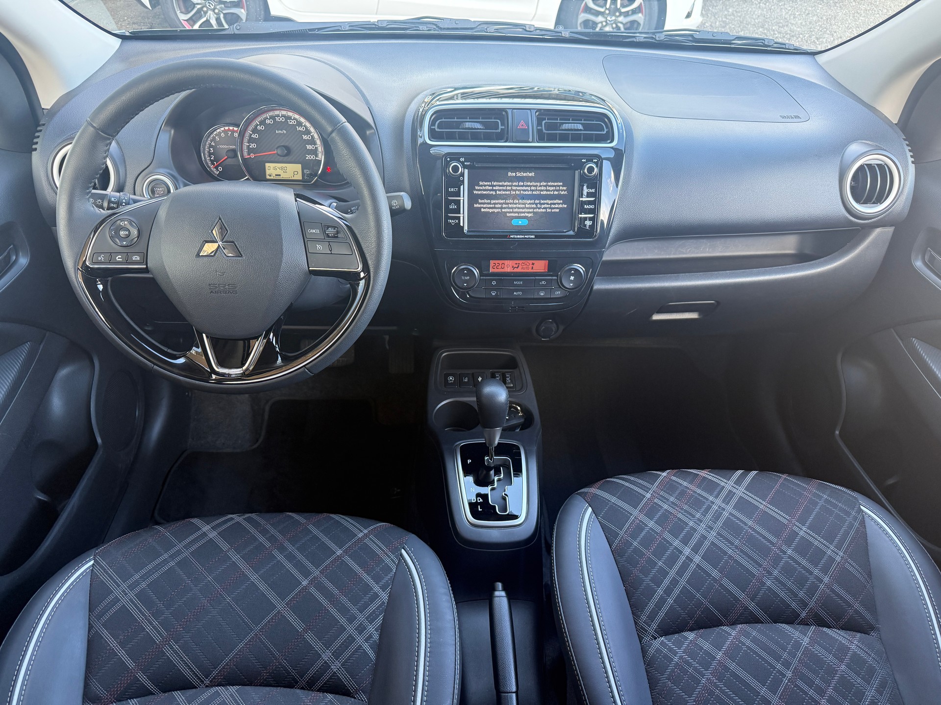MITSUBISHI Space Star 1.2 Diamond CVT *** TEMPOMAT***-image-9