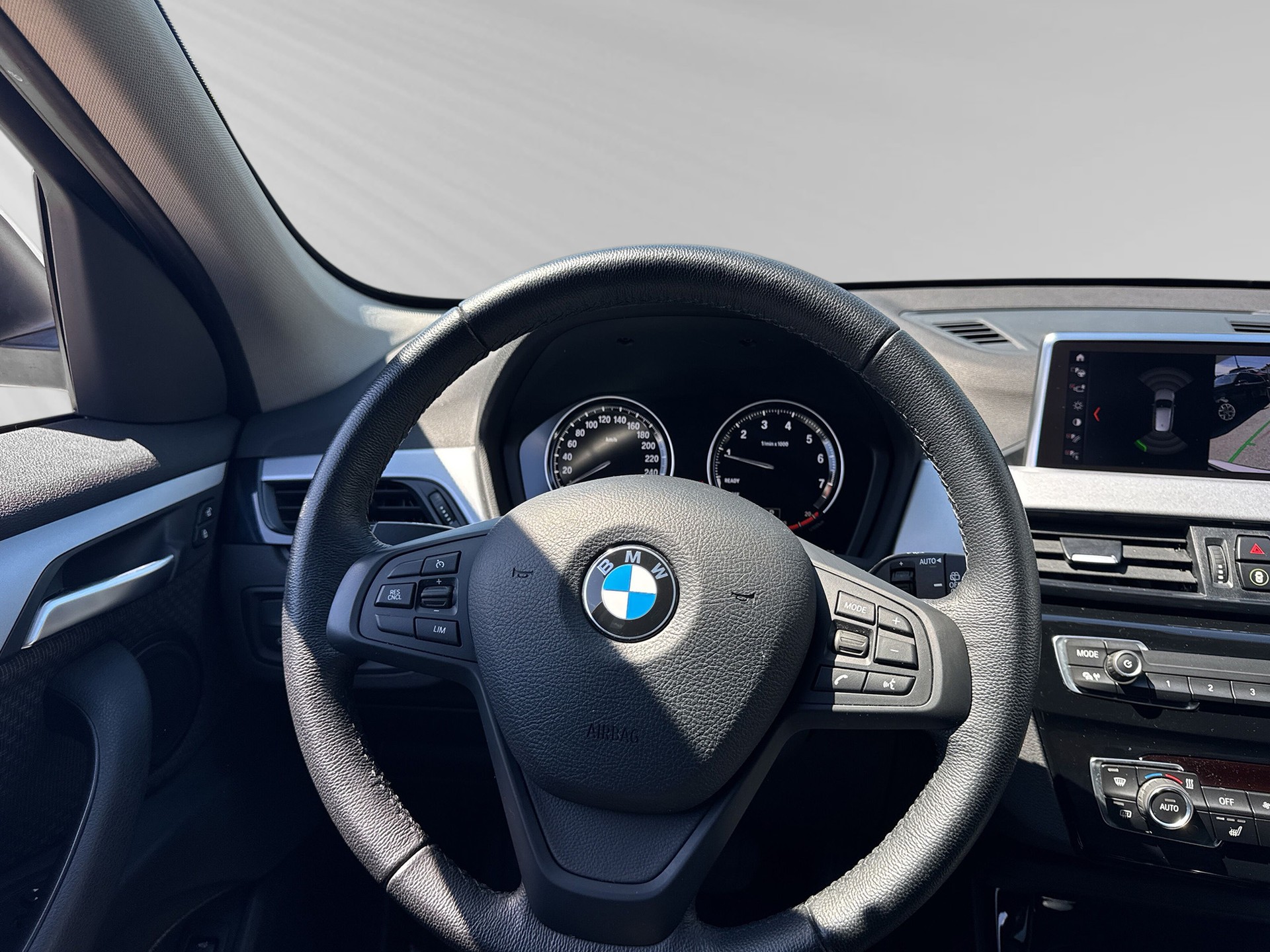 BMW X1 sDrive 18i Steptronic DSK-image-4