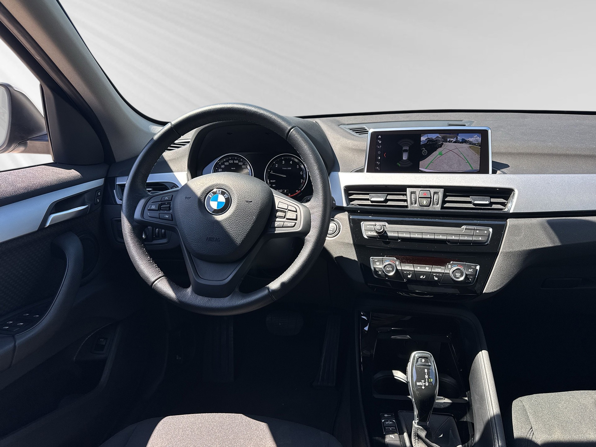 BMW X1 sDrive 18i Steptronic DSK-image-5