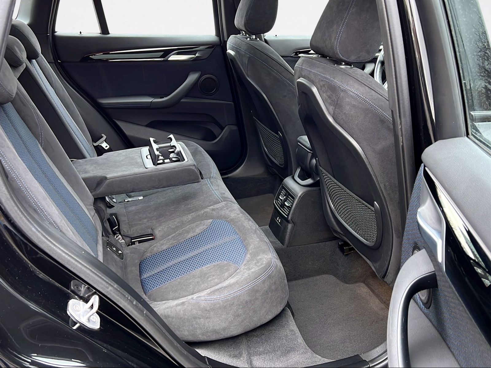 BMW X1 xDrive 20d M Sport Steptronic-image-7