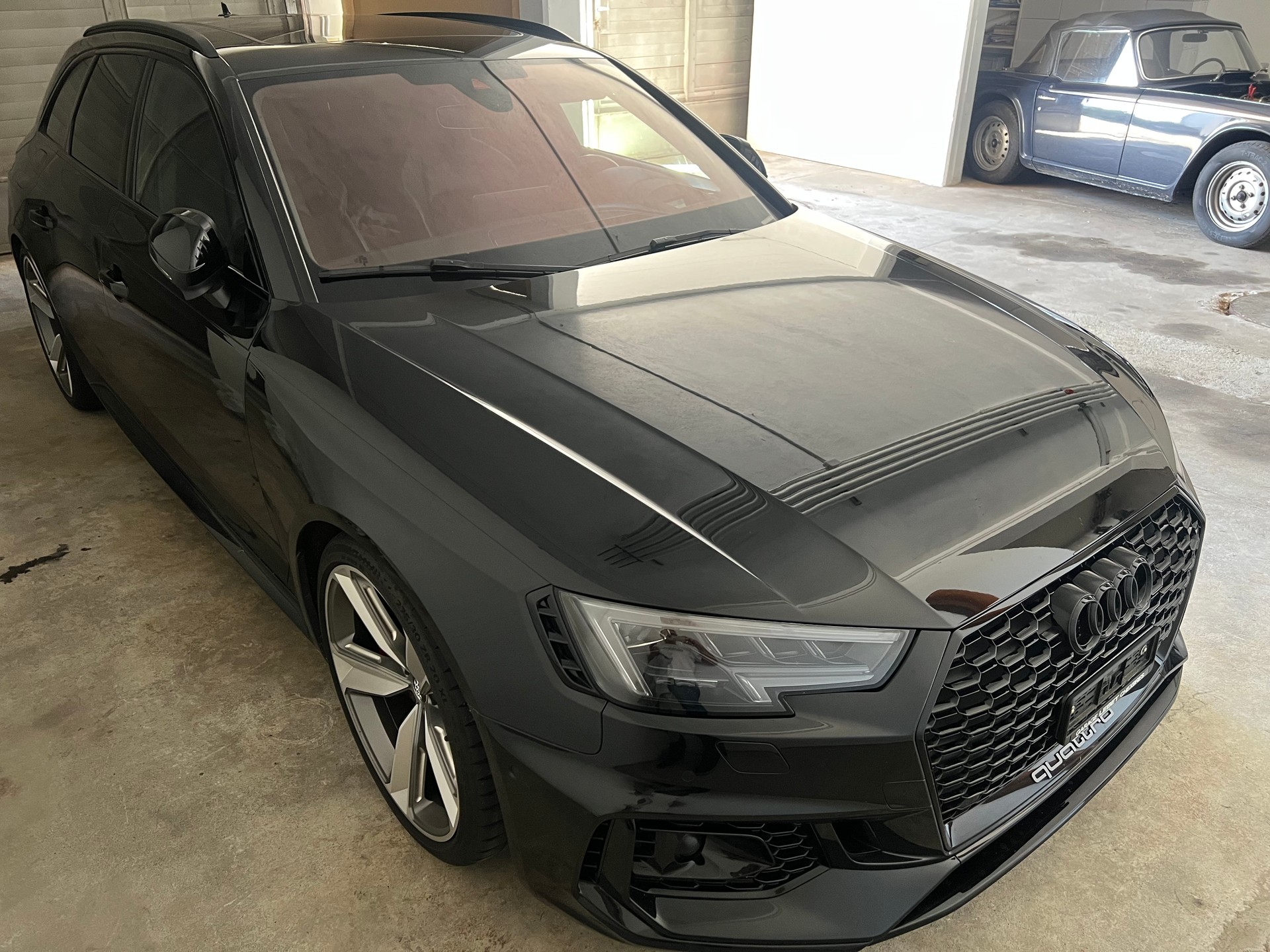 AUDI RS4 Avant 2.9 TFSI quattro tiptronic-image-1