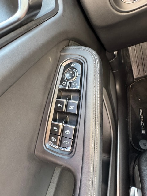 PORSCHE Macan S PDK-image-23