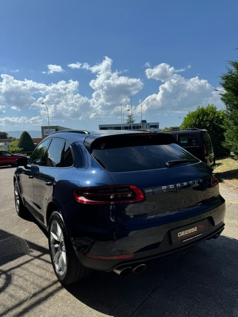 PORSCHE Macan S PDK-showroom-element-3