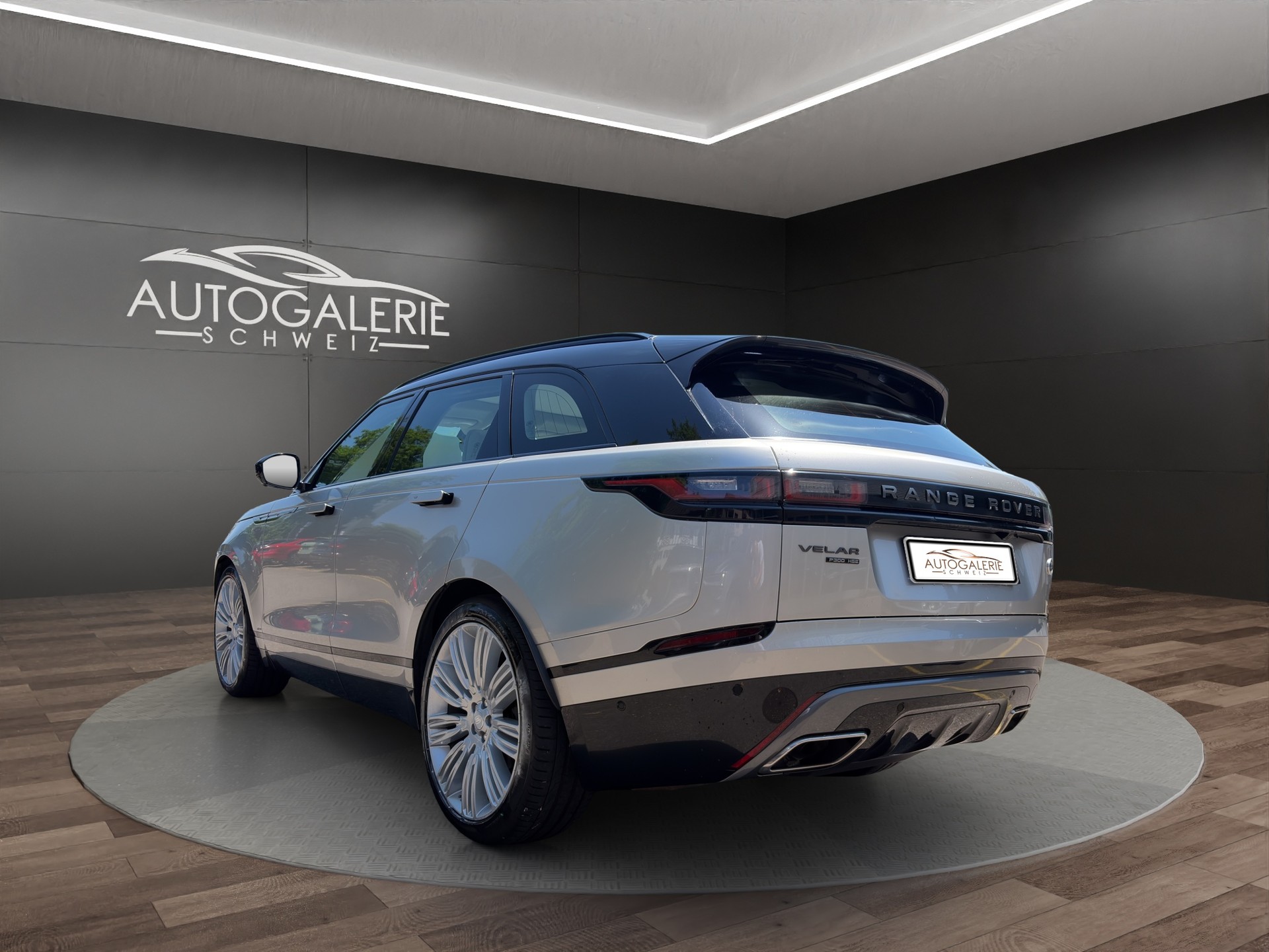 LAND ROVER Range Rover Velar R-Dynamic P 300 HSE | CH Fahrzeug | Panorama | Oyster | Luftfederung | Lückenlos Service |-showroom-element-3