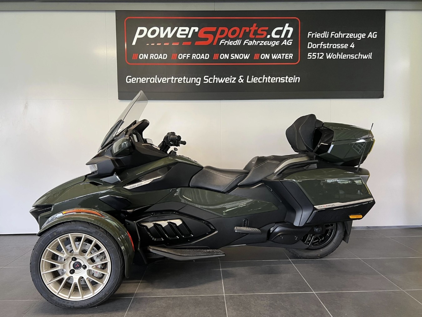 CAN-AM Spyder RT Sea to Sky-image-3