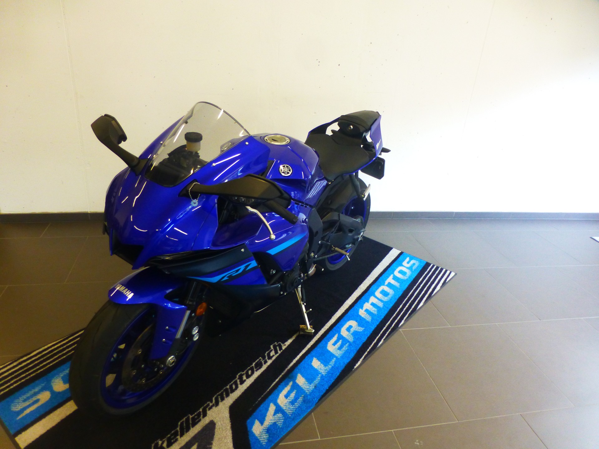YAMAHA YZF-R1 ABS-image-15