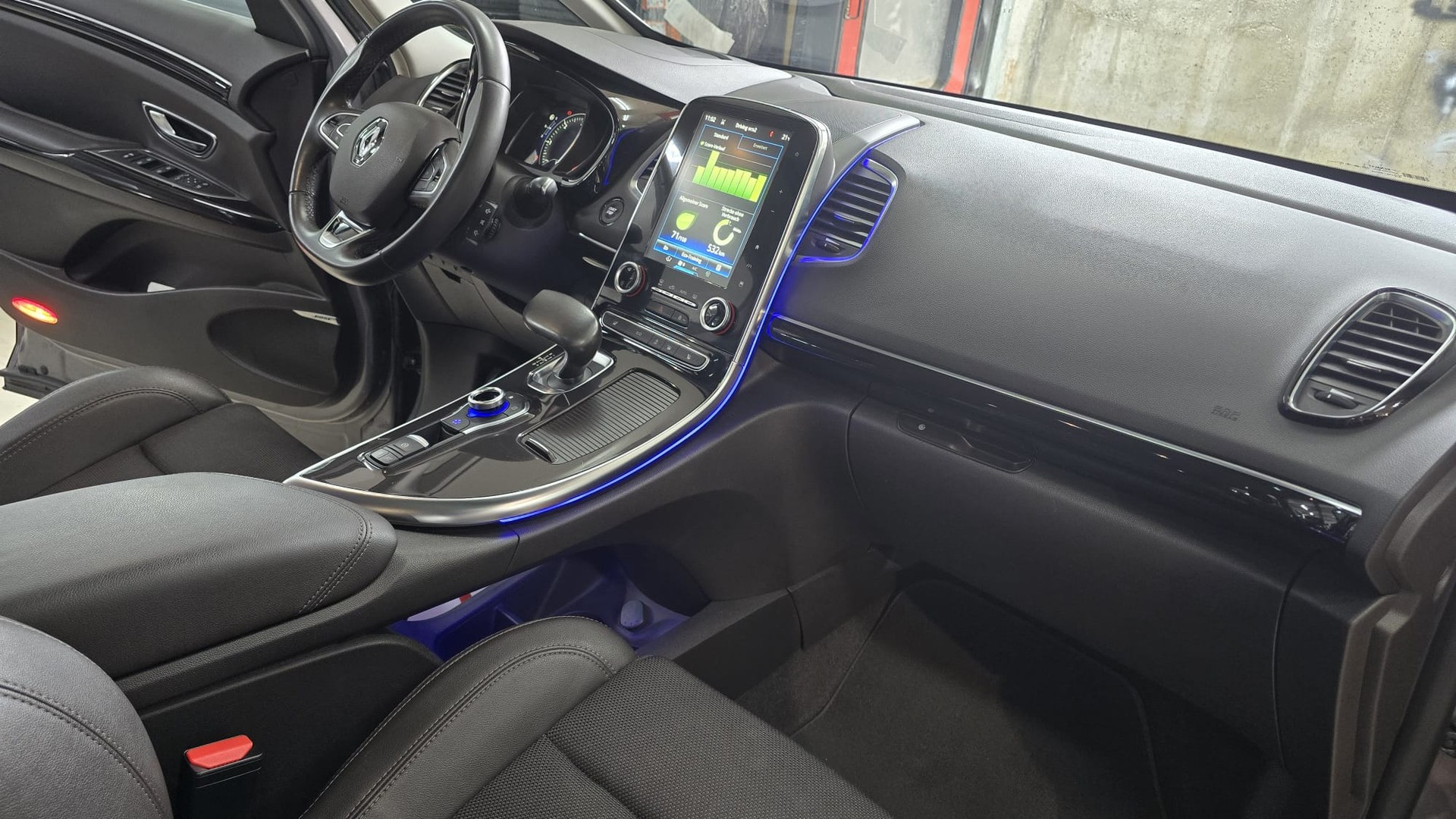 RENAULT Espace 1.6 dCi Intens EDC-image-14