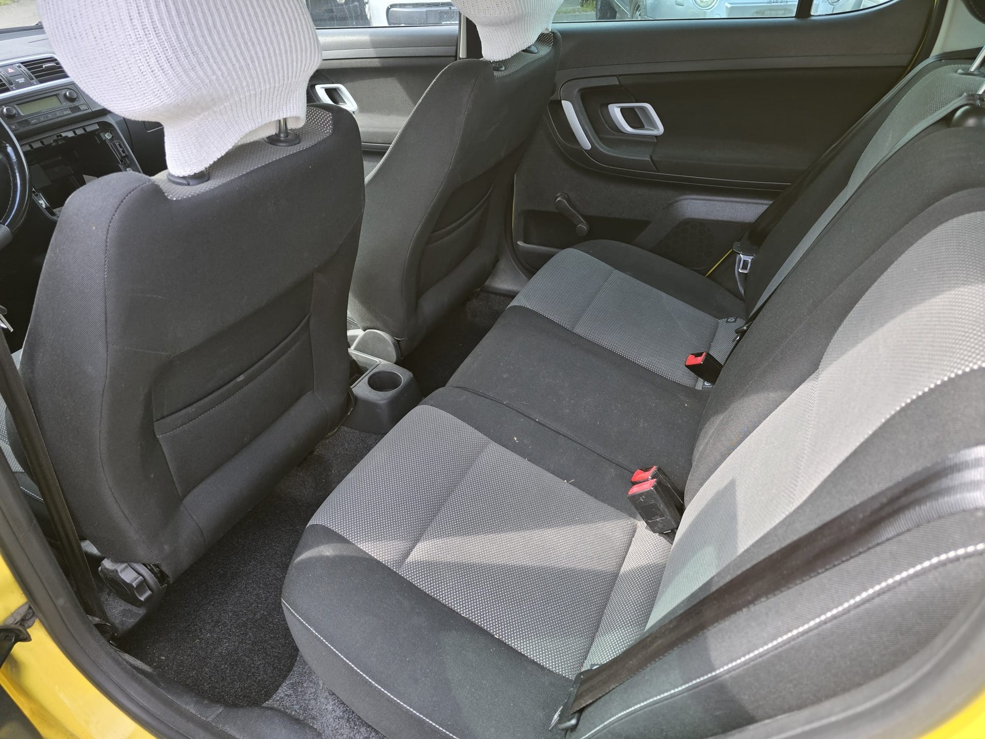 SKODA Fabia 1.6 Elegance Tiptronic-image-11