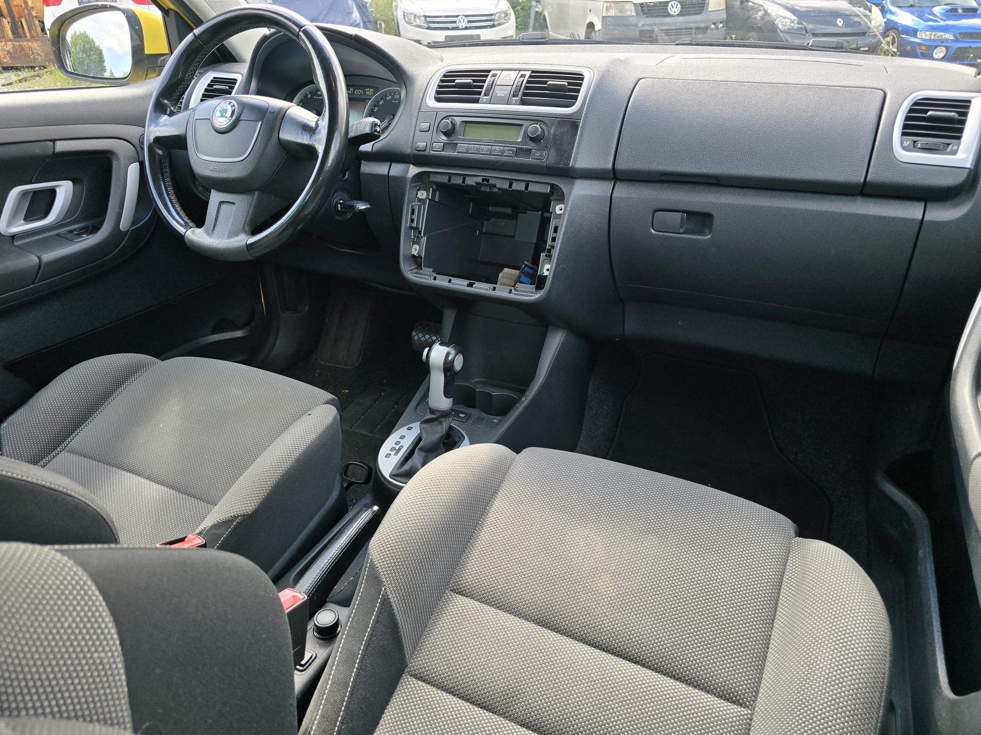 SKODA Fabia 1.6 Elegance Tiptronic-image-10