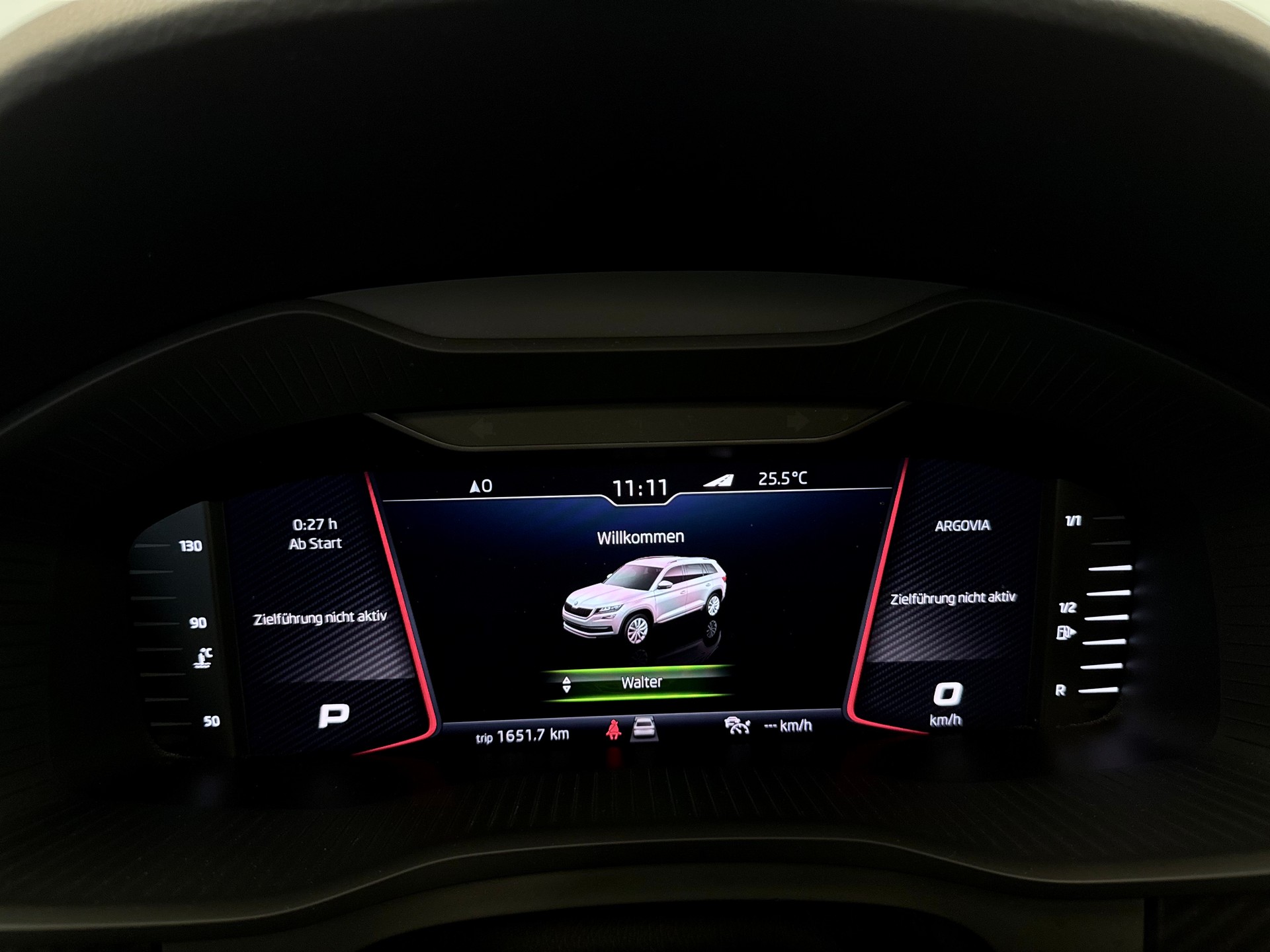 SKODA Kodiaq 2.0 TSI 4x4 Sport Line *AHK -2200 kg*-image-23