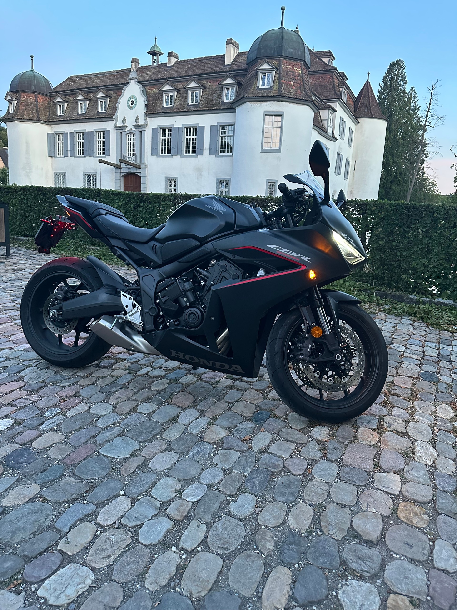 HONDA CBR 650 R E-Clutch (35kW)-image-0