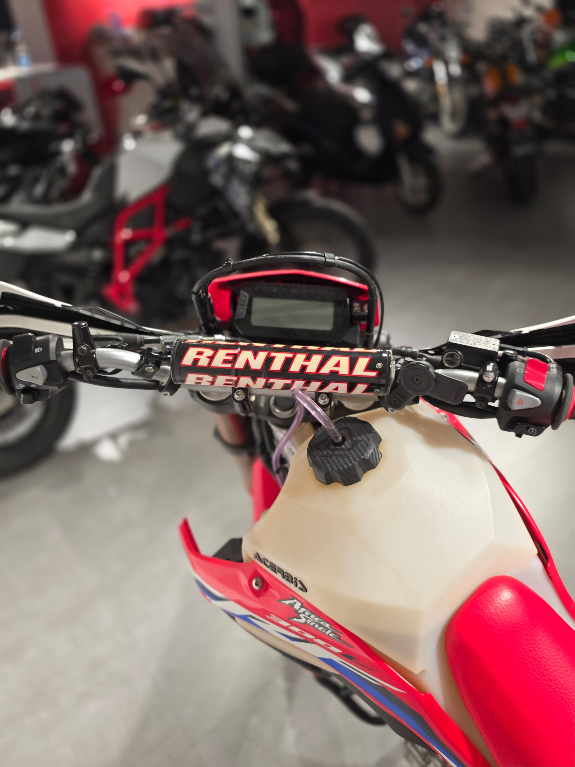 HONDA CRF 300 L-image-8
