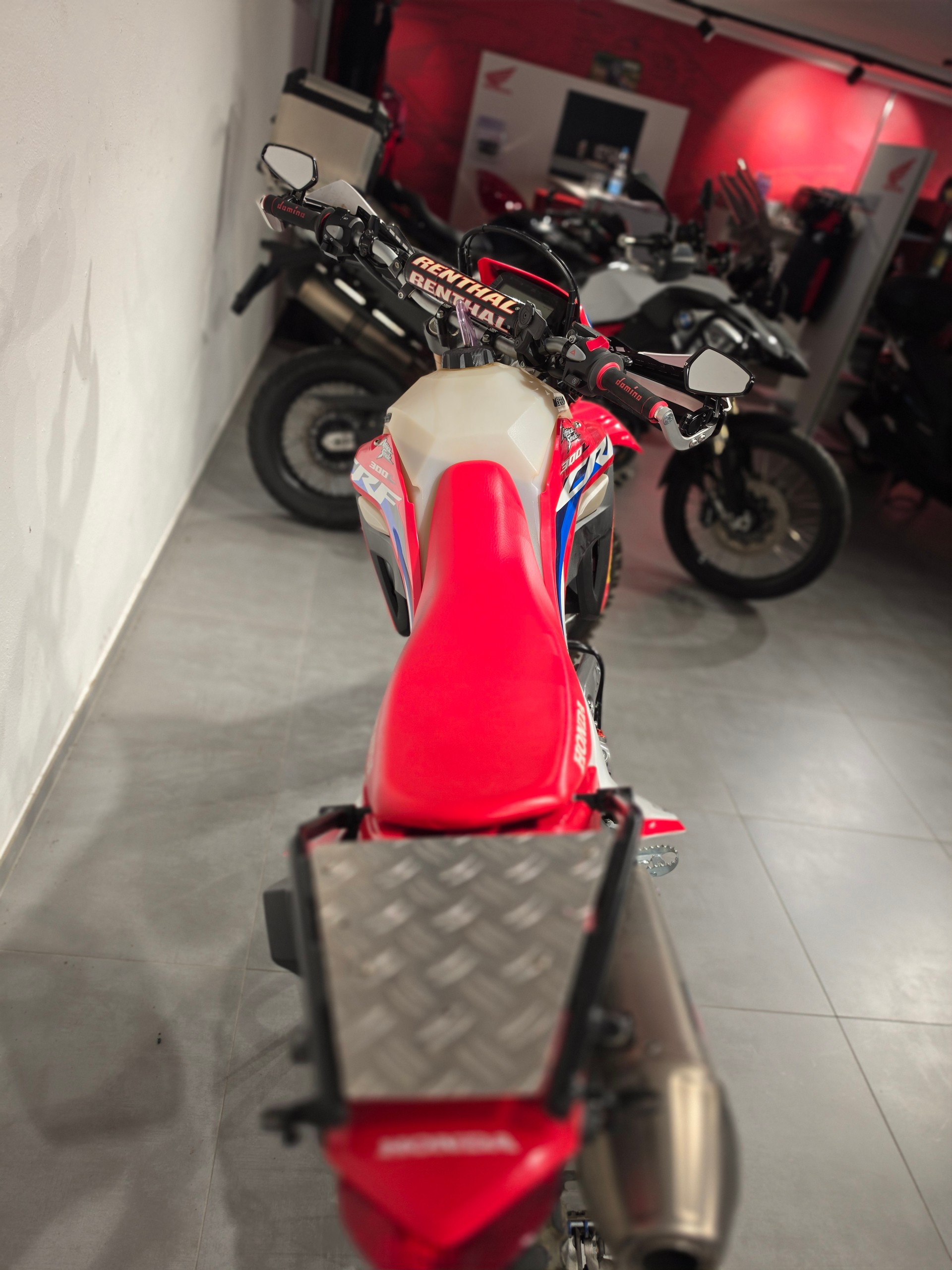 HONDA CRF 300 L-image-10