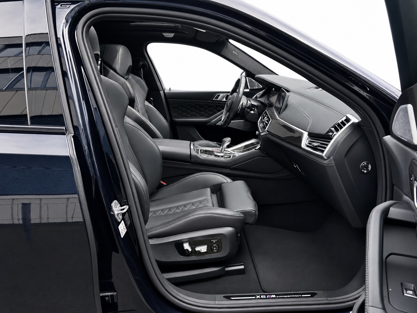 BMW X6 M Competition * CH FAHRZEUG *-image-11