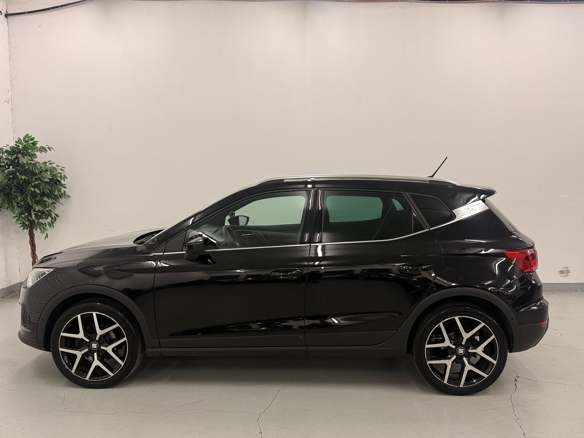 SEAT Arona 1.0 TSI Eco Hola FR DSG-image-2
