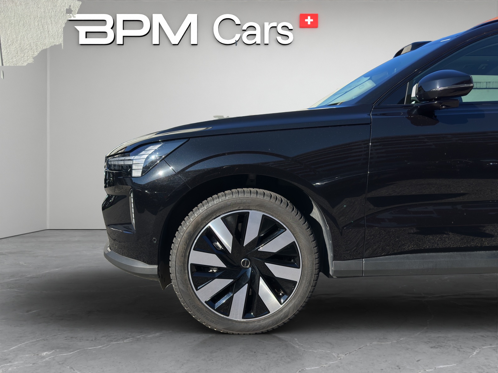 VOLVO EX90 Twin Core AWD-image-4