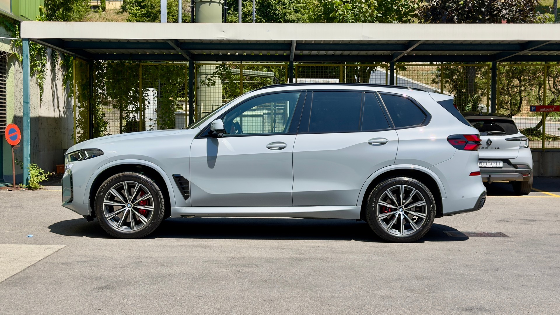 BMW X5 xDrive 48V 40i M Sport Pro Steptronic-image-1