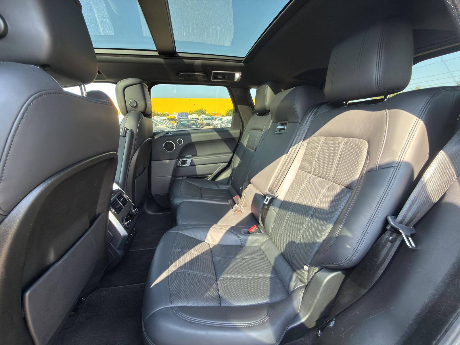 LAND ROVER Range Rover Sport 3.0 SDV6 SE-image-12