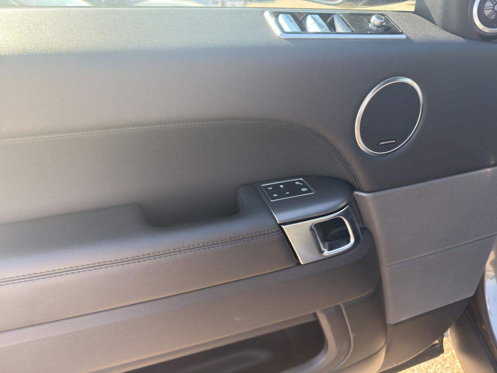 LAND ROVER Range Rover Sport 3.0 SDV6 SE-image-20