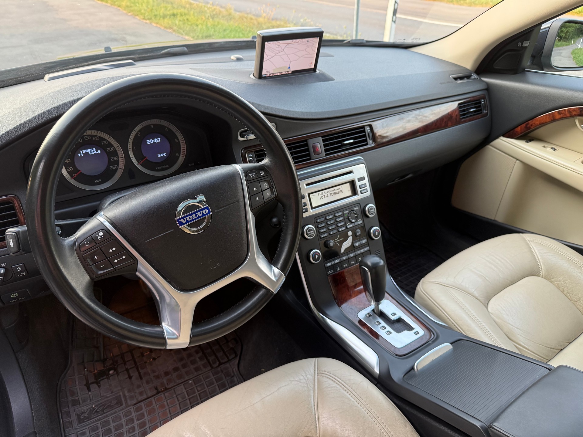 VOLVO S80 D5 AWD Summum Geartronic-image-10