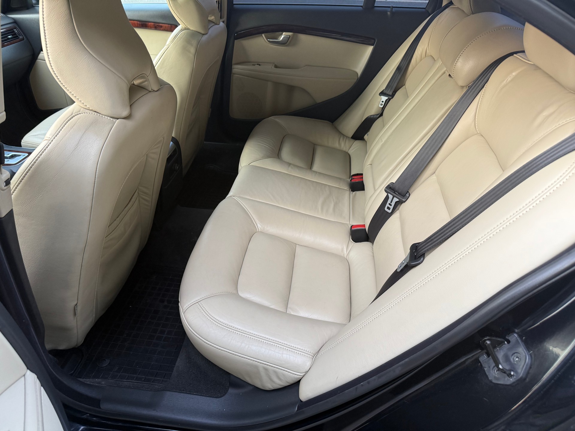 VOLVO S80 D5 AWD Summum Geartronic-image-9