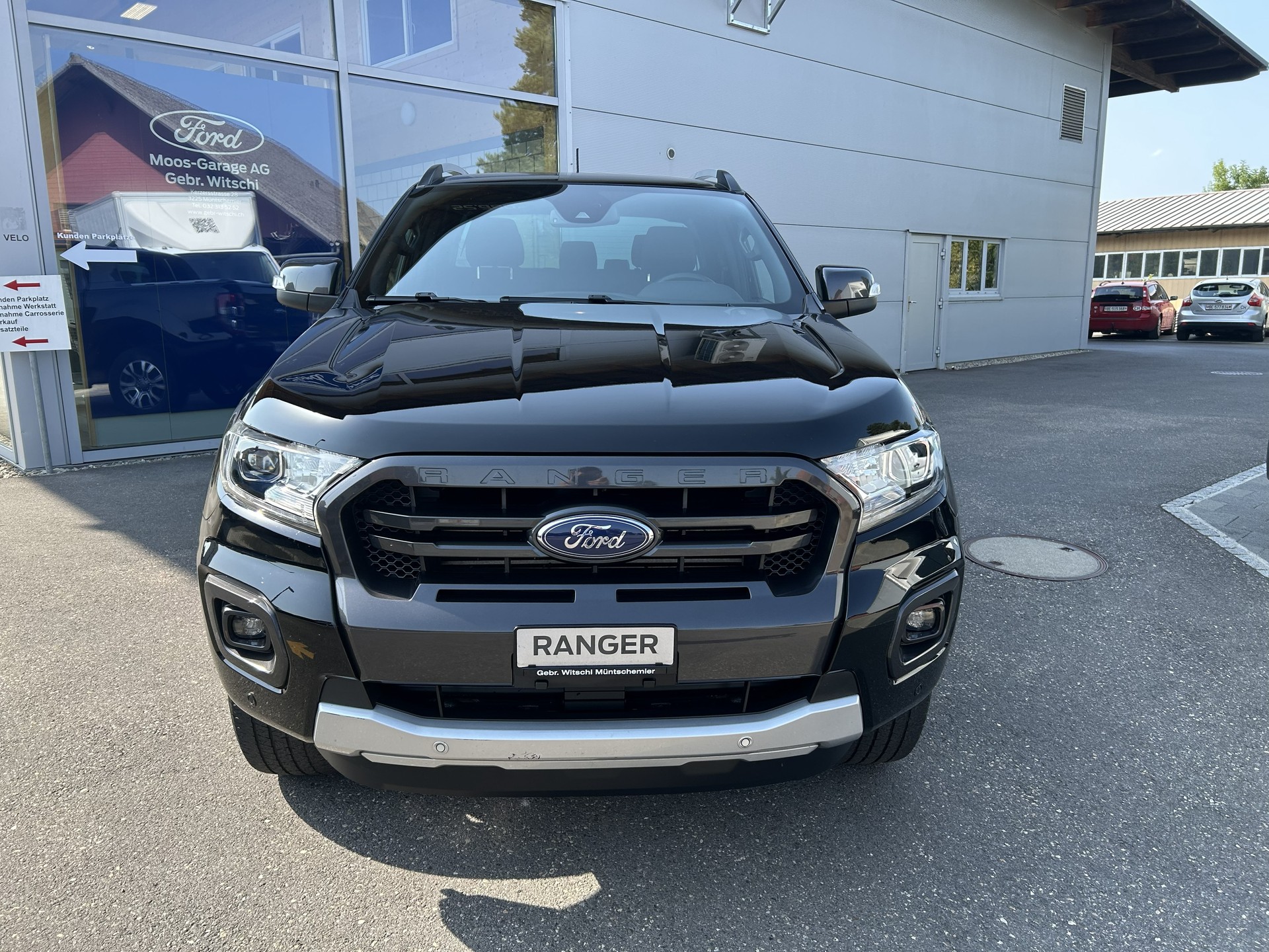 FORD Ranger Wildtrak 2.0 Eco Blue 4x4 A-showroom-element-1