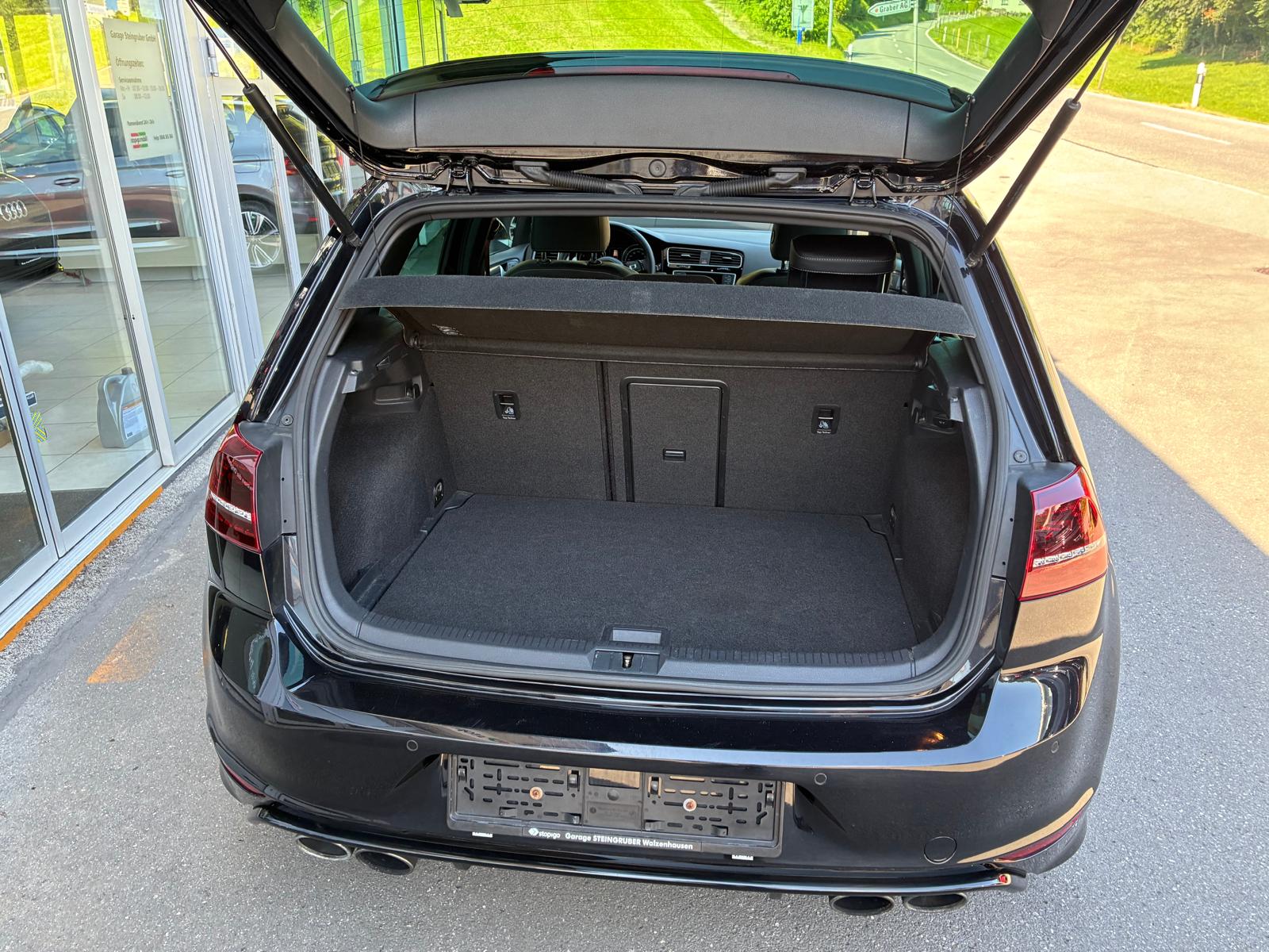 VW Golf 2.0 TSI R 4Motion-image-6
