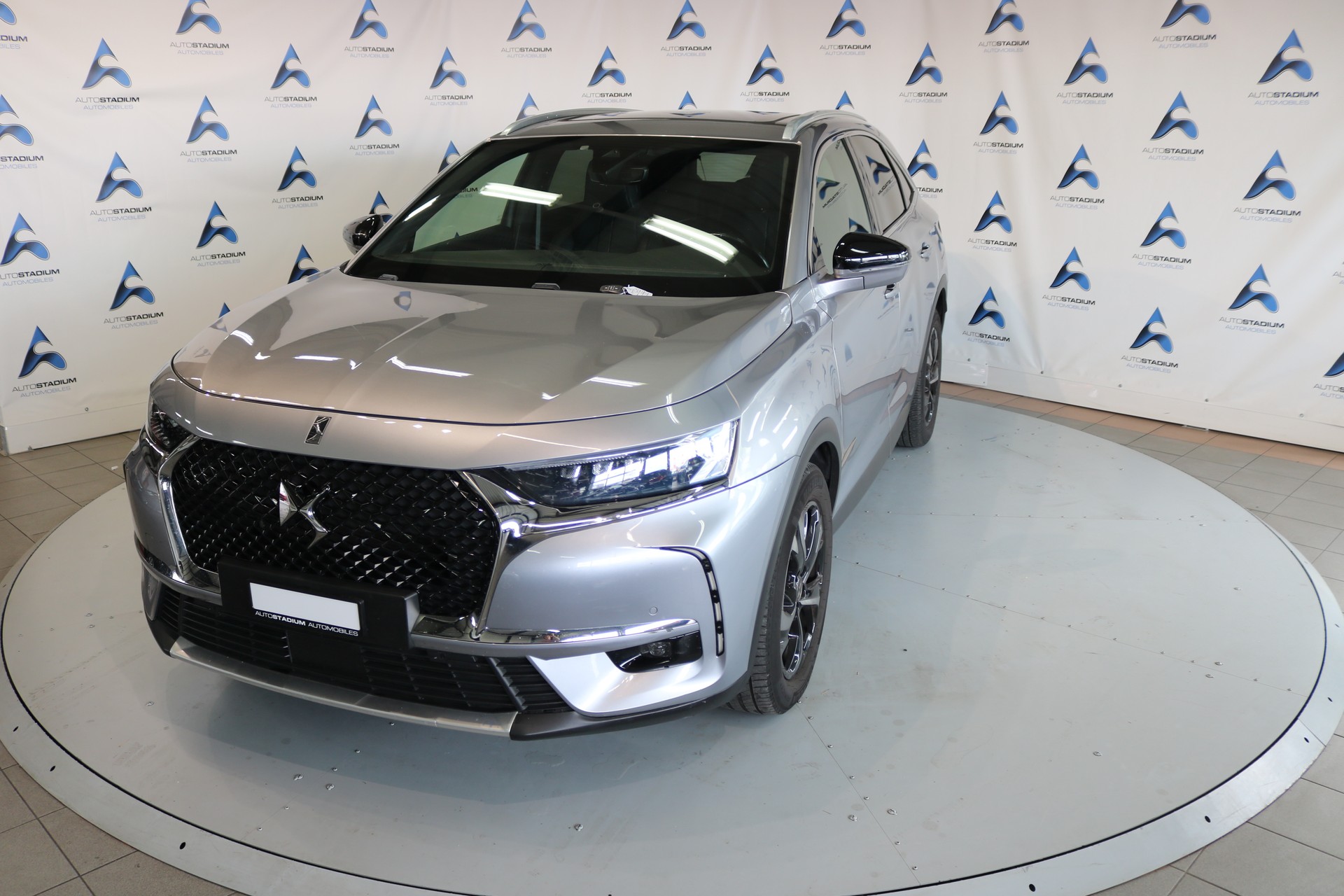 DS AUTOMOBILES DS 7 Crossback 1.6 THP Opera Performance Line-showroom-element-3