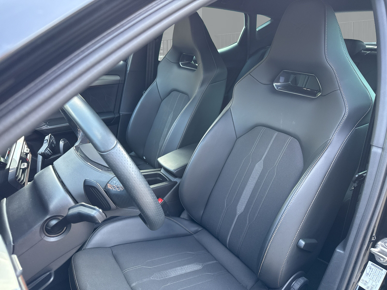 CUPRA LEON VZ 2.0 TSI DSG-image-10
