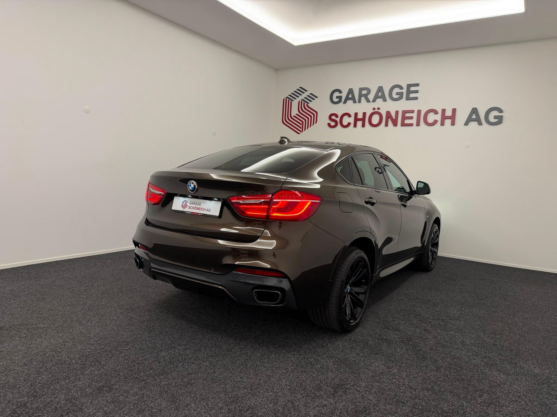 BMW X6 50i xDrive-image-4