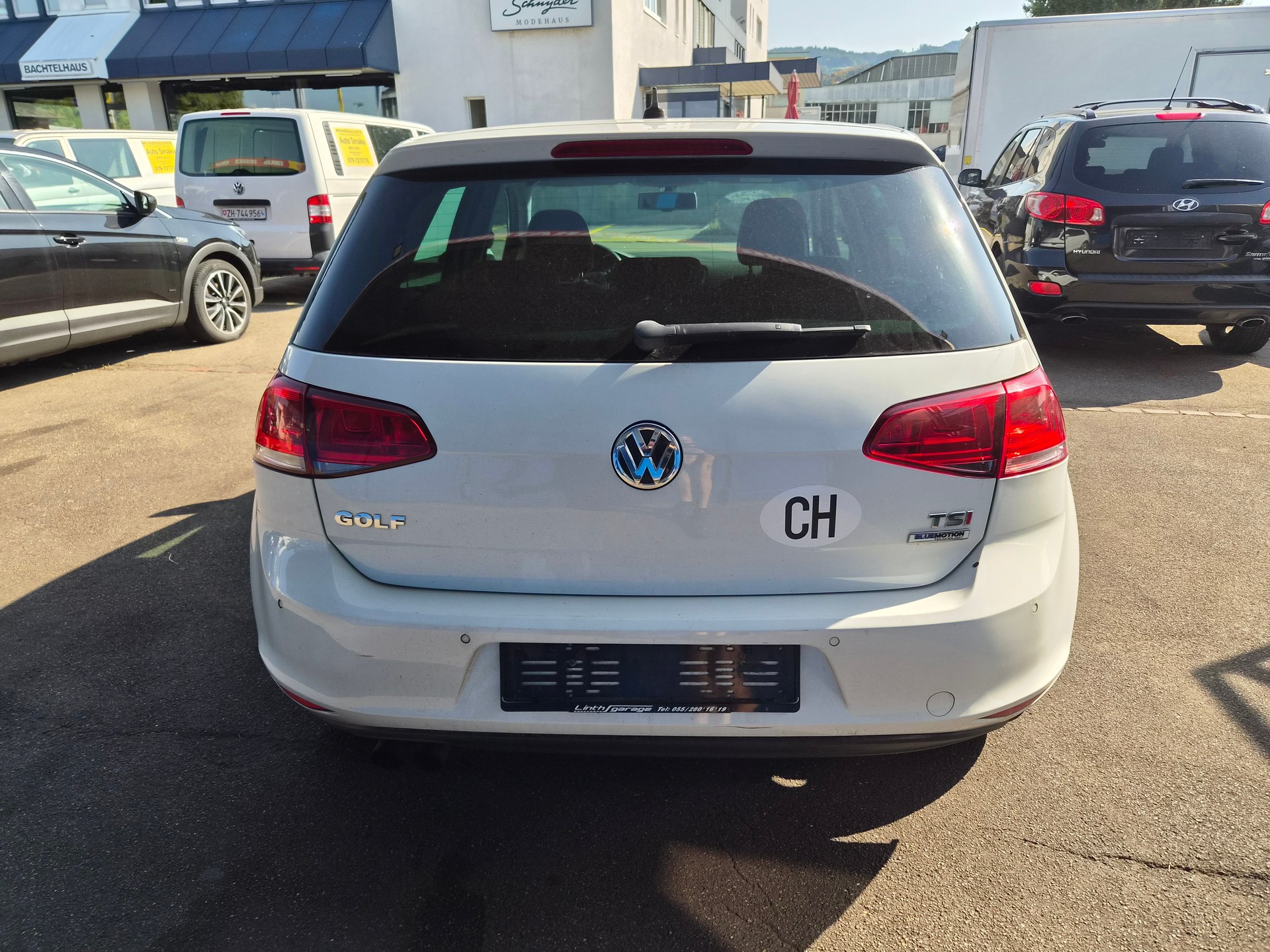 VW Golf 1.4 TSI Lounge-image-5