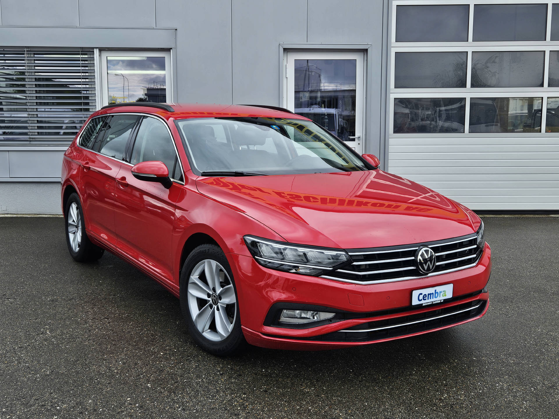 VW Passat Variant 2.0 TDI 200 Business DSG 4m * Frisch Ab MFK * 8-fach bereift * Servicegepflegt *-showroom-element-3