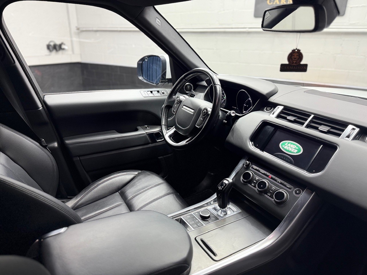 LAND ROVER Range Rover Sport 3.0 SDV6 | AHK 3‘500KG | 22‘‘ Vossen | Luftfahrwerk-image-19
