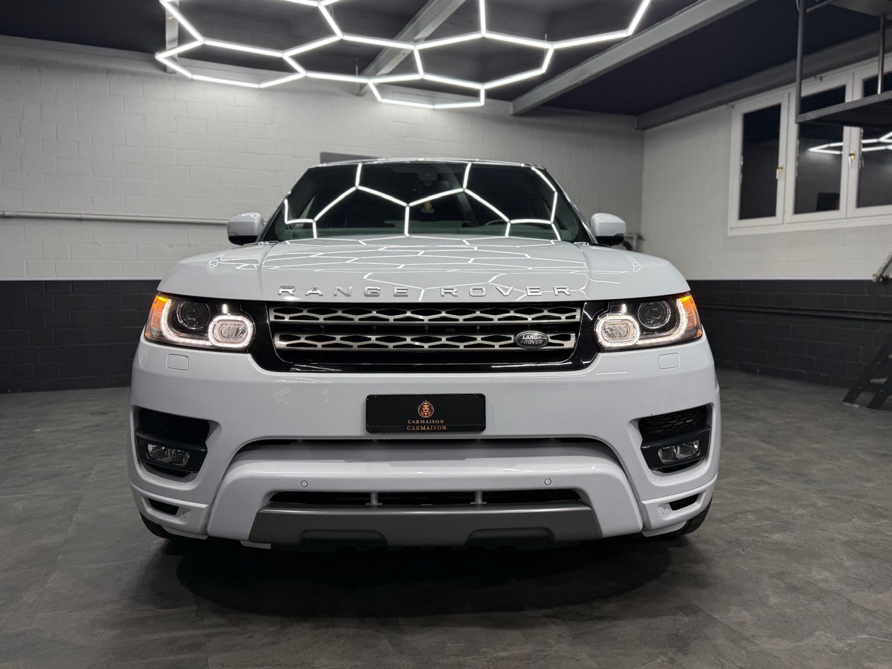 LAND ROVER Range Rover Sport 3.0 SDV6 | AHK 3‘500KG | 22‘‘ Vossen | Luftfahrwerk-showroom-element-1