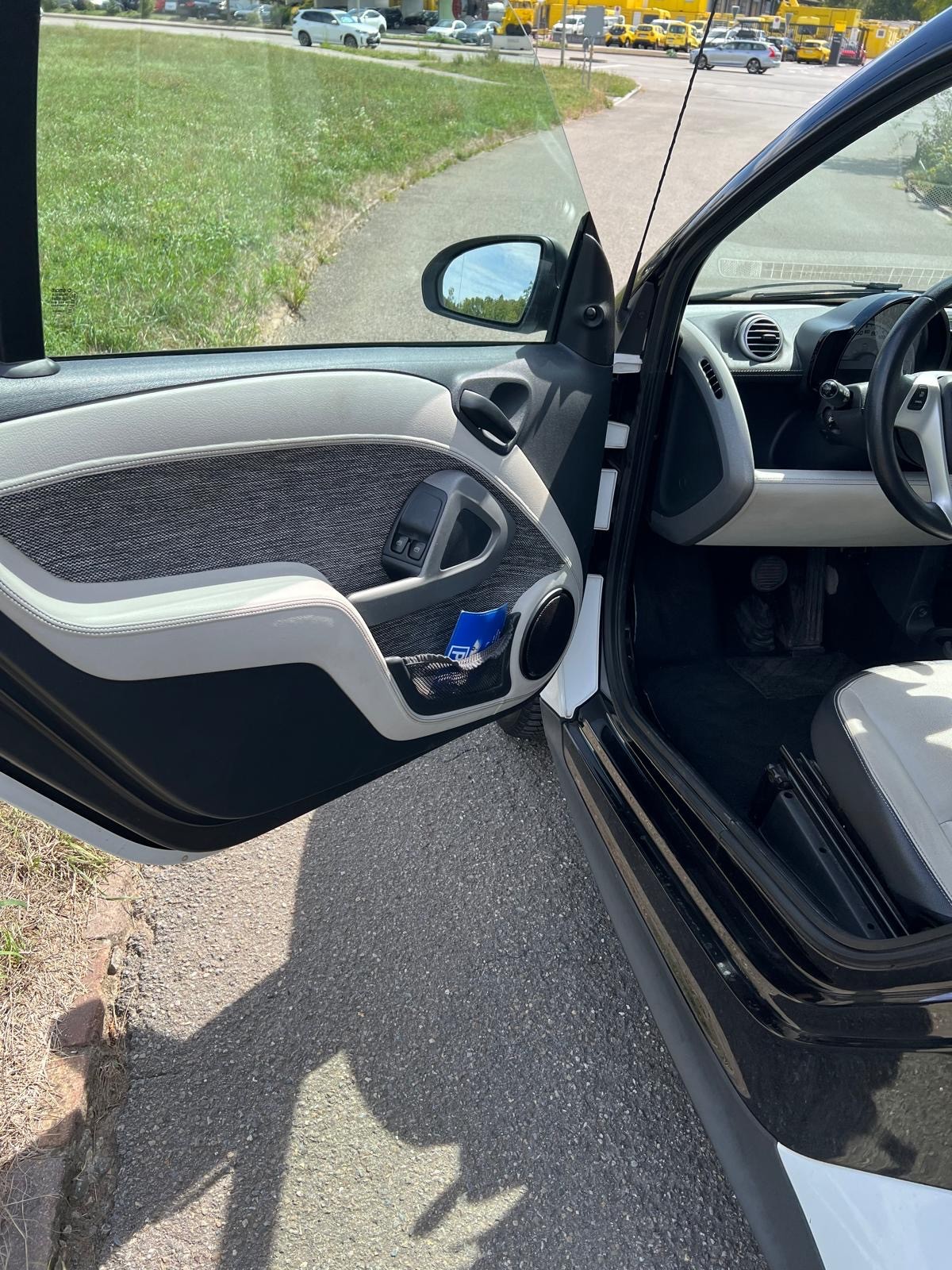SMART fortwo swiss edition mhd Mit Frisch MFK 02.09.2026 und Service-image-12