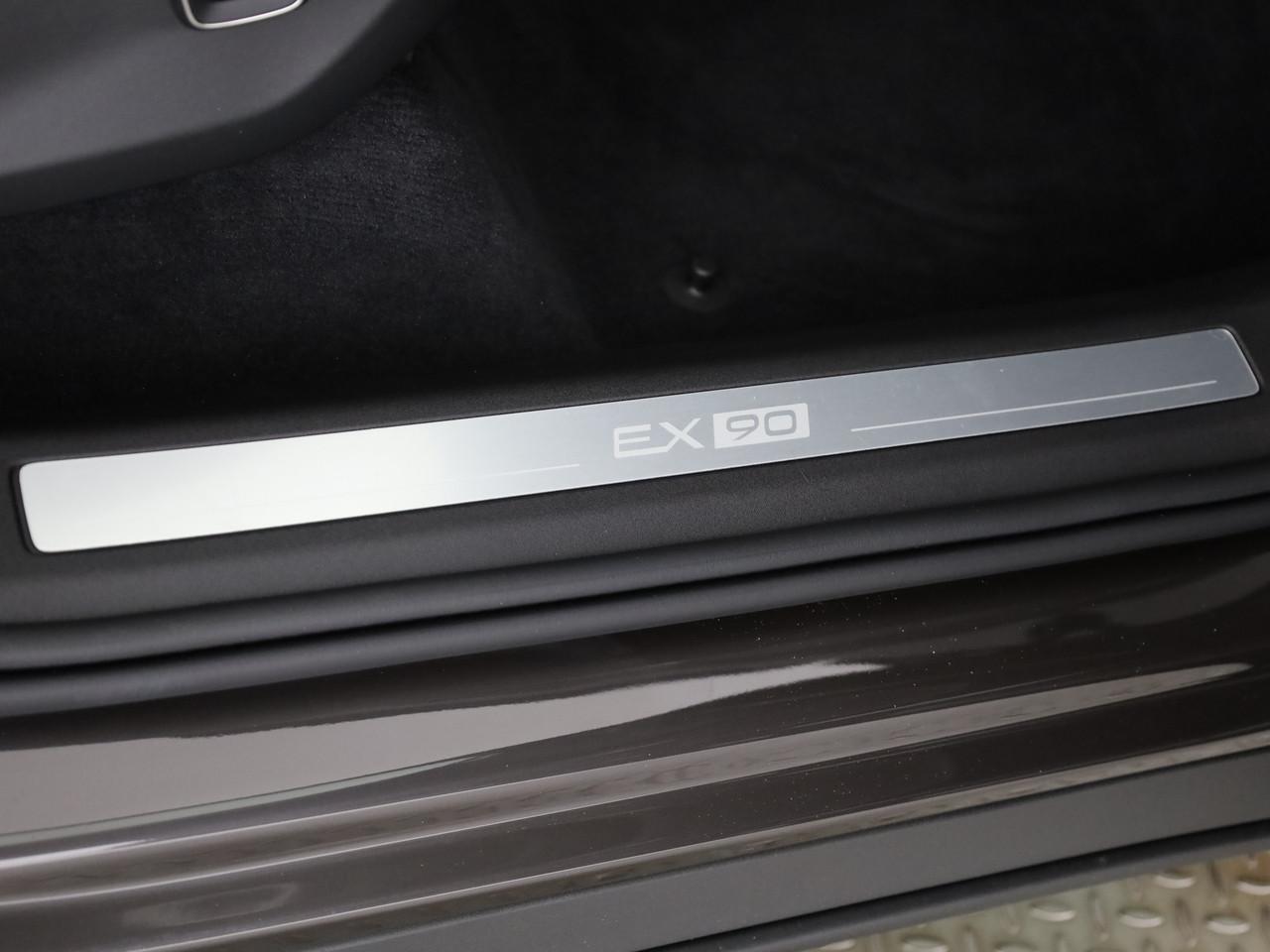 VOLVO EX90 Twin Performance Ultra AWD-image-18