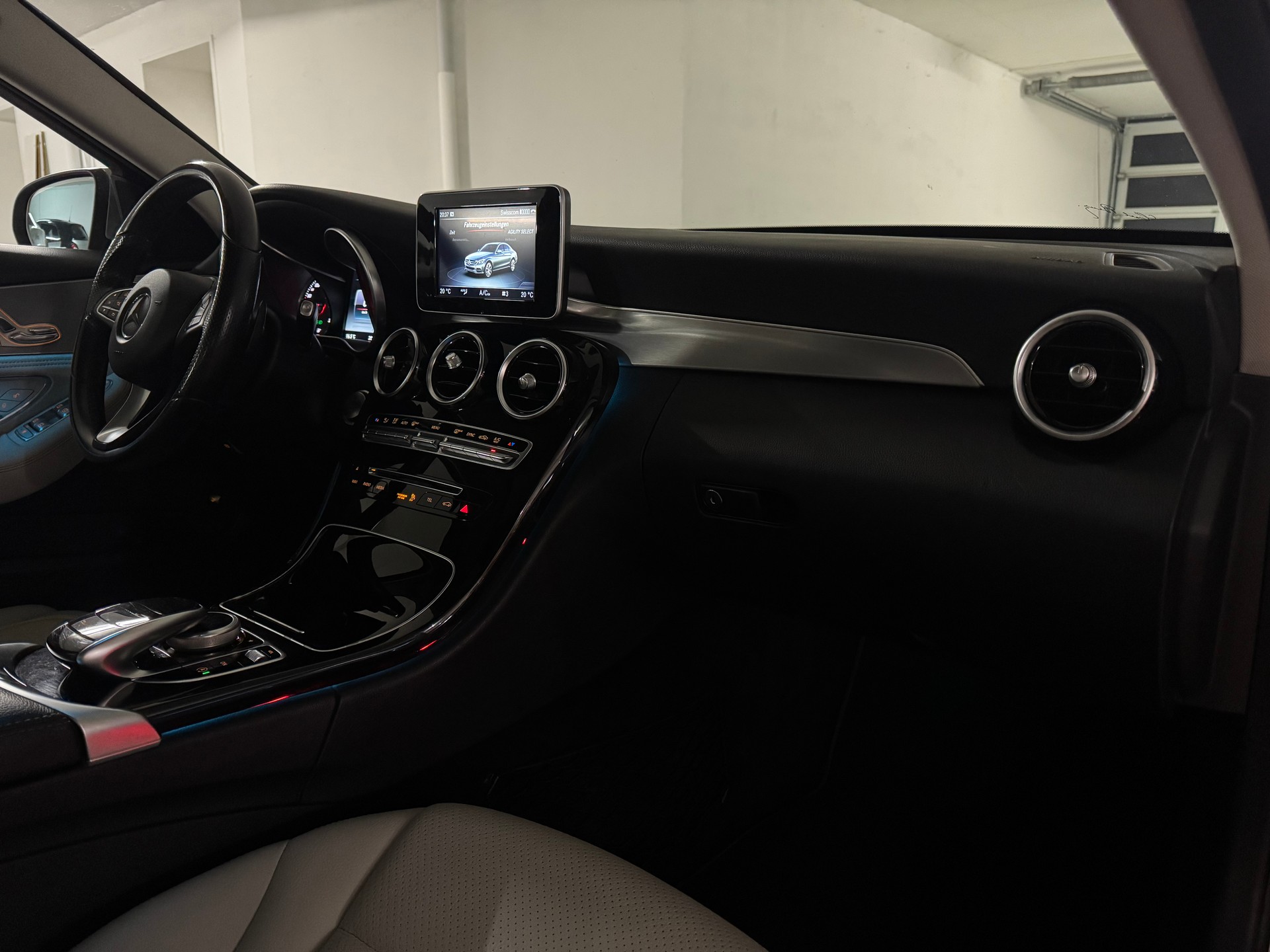 MERCEDES-BENZ C 250 BlueTEC 4Matic 7G-Tronic, Top Ausstattung-image-10