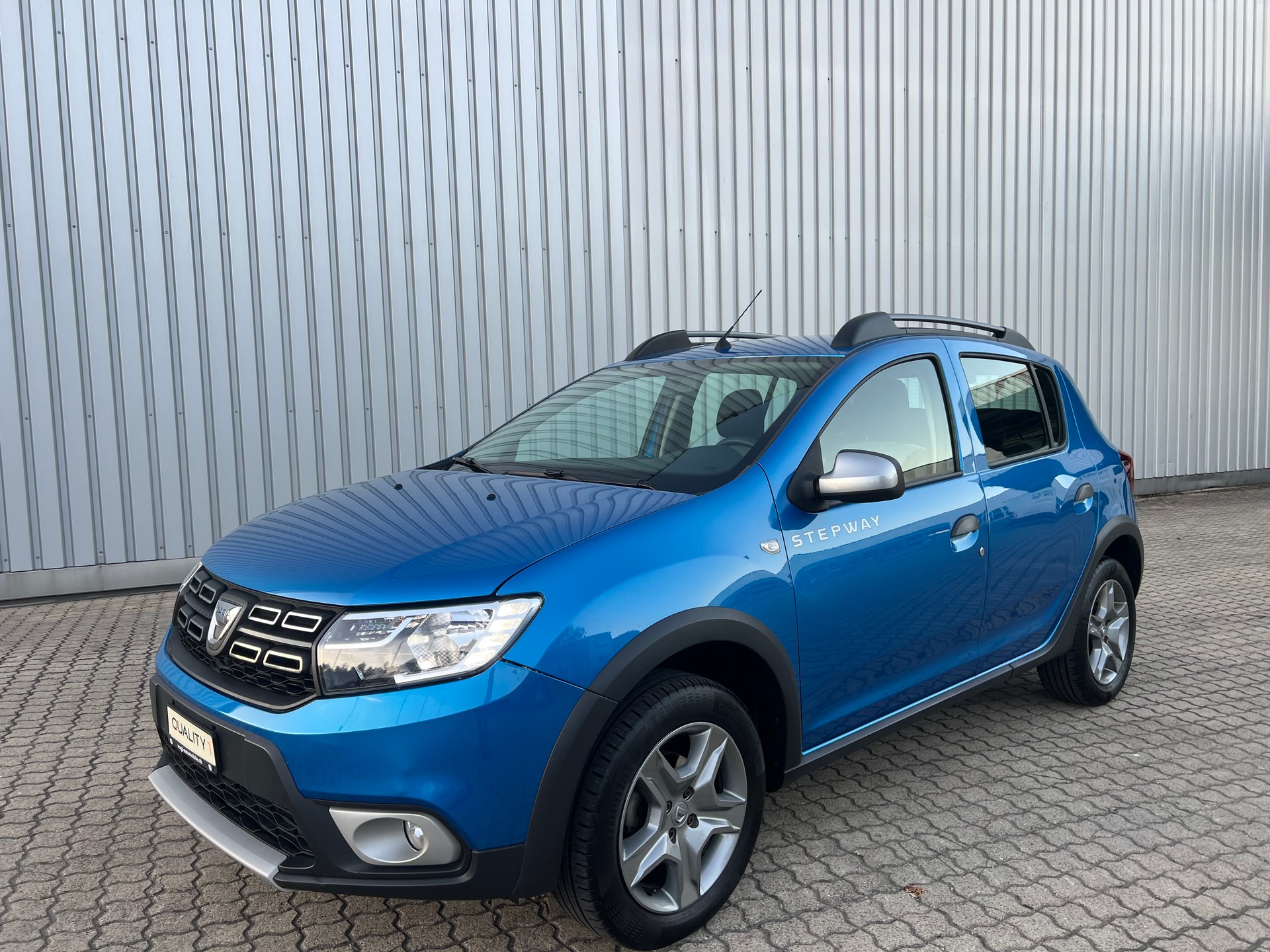 DACIA Sandero Tce 90 Stepway Automatic-showroom-element-3
