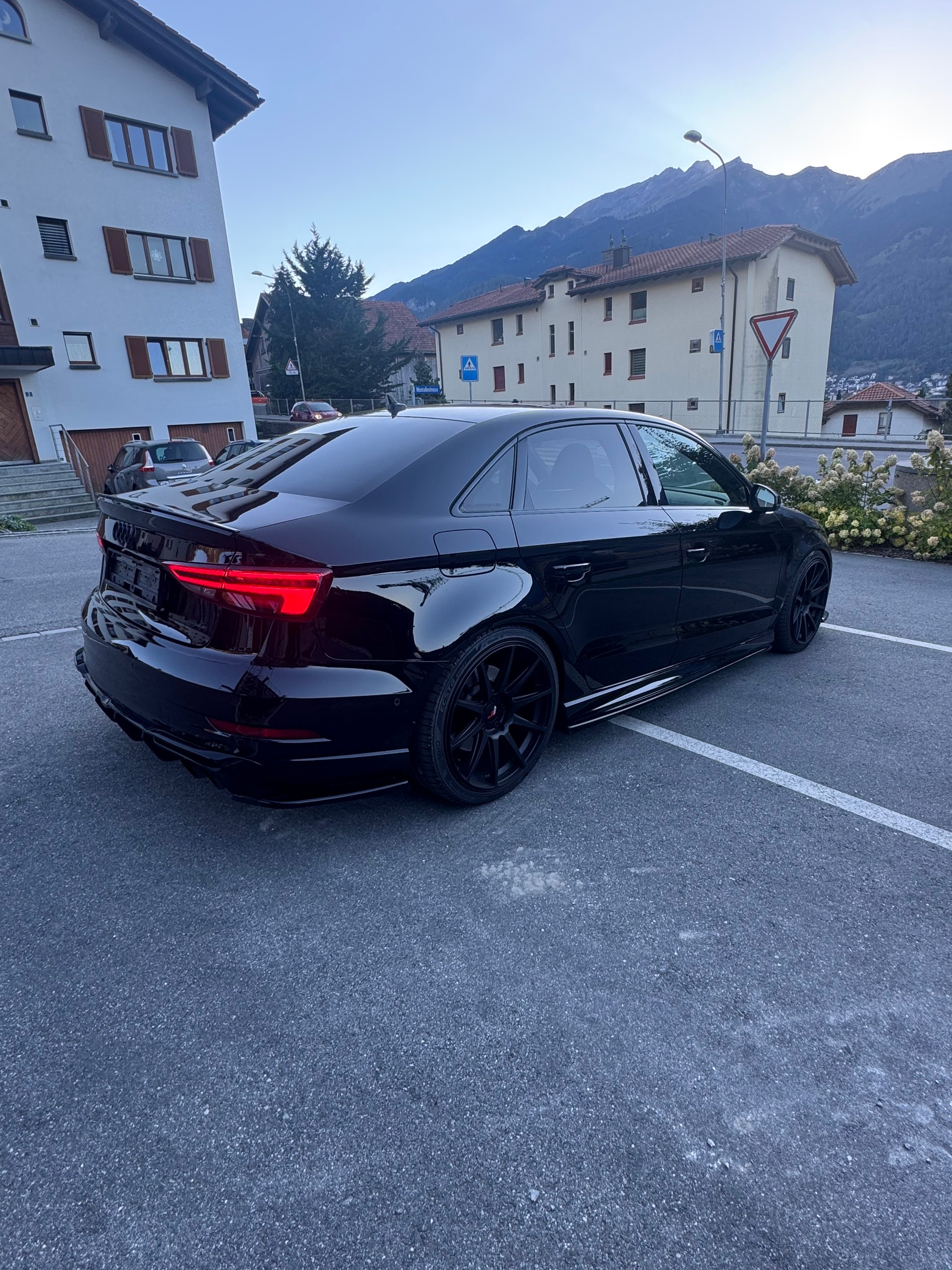 AUDI 2.0 T FSI quattro S-Tronic-image-6