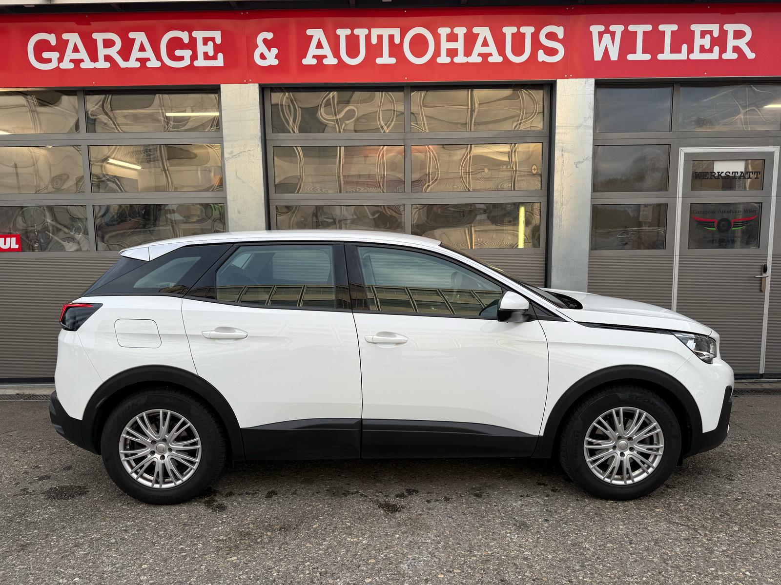 PEUGEOT 3008 1.2 PureTech Access-image-3