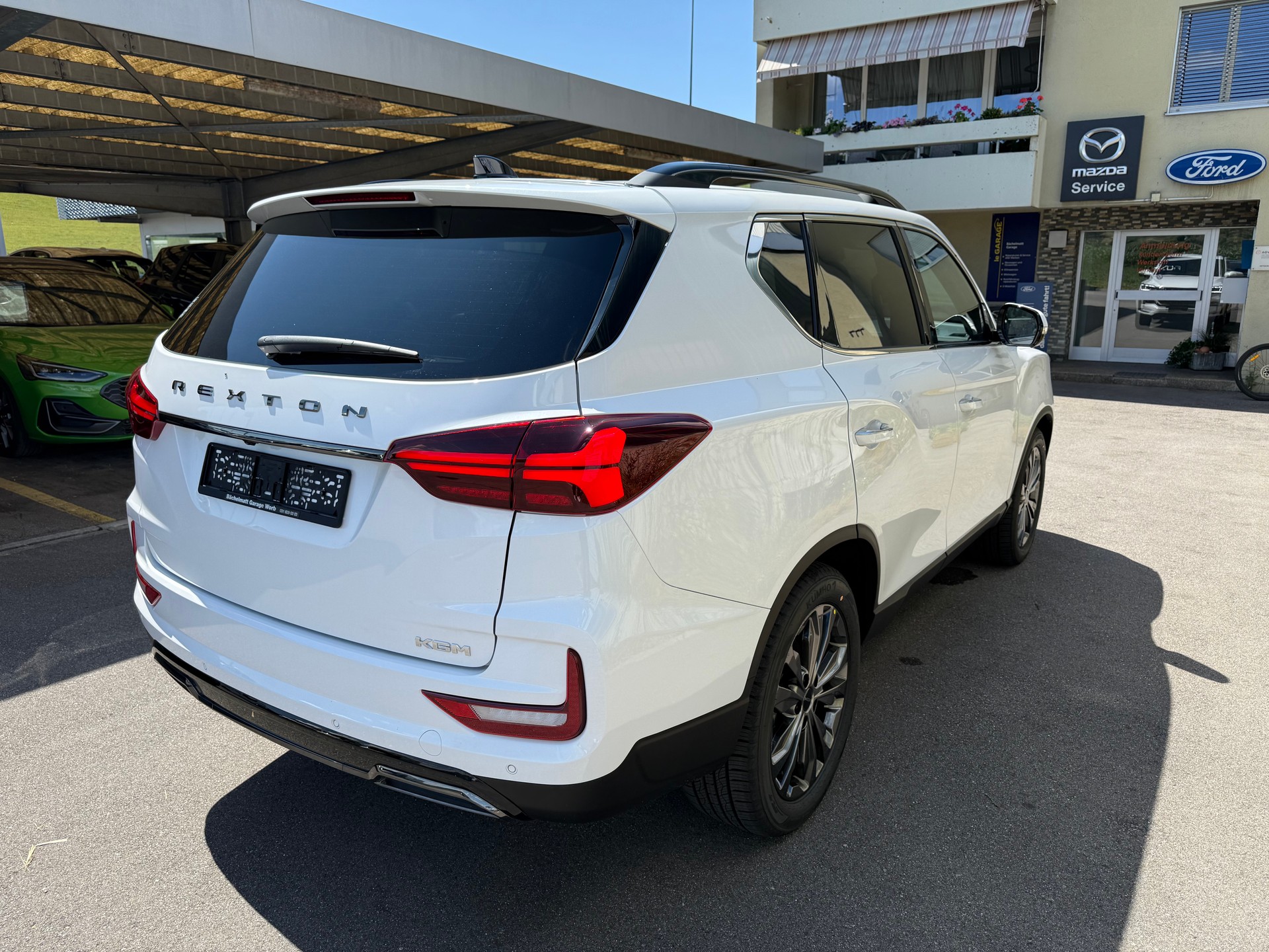 KGM-SsangYong Rexton 2.2 CRDi Blackline 4WD AT-image-4