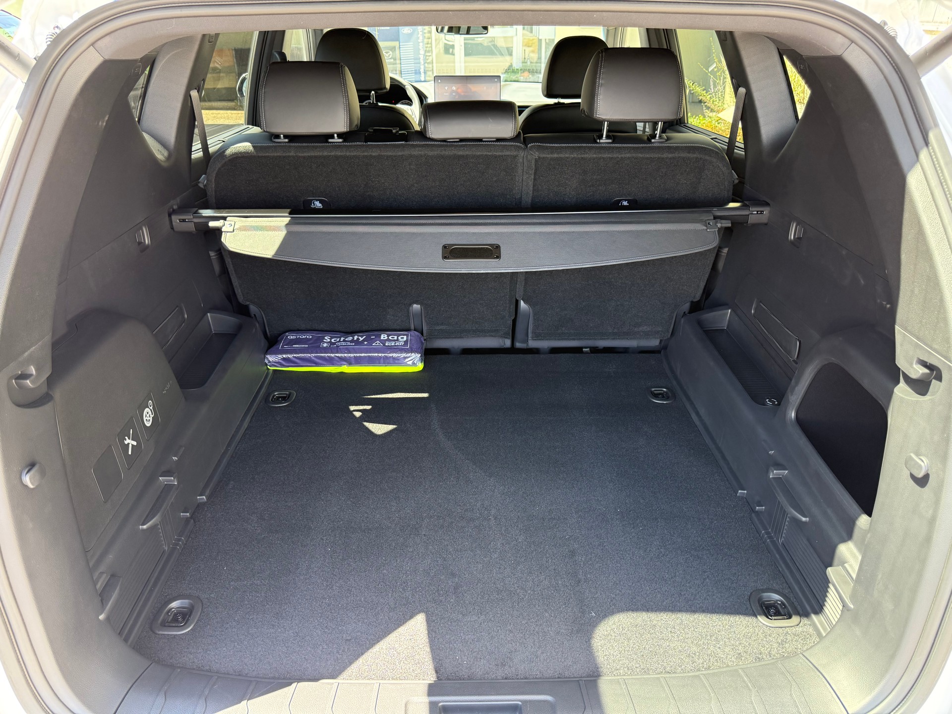 KGM-SsangYong Rexton 2.2 CRDi Blackline 4WD AT-image-10