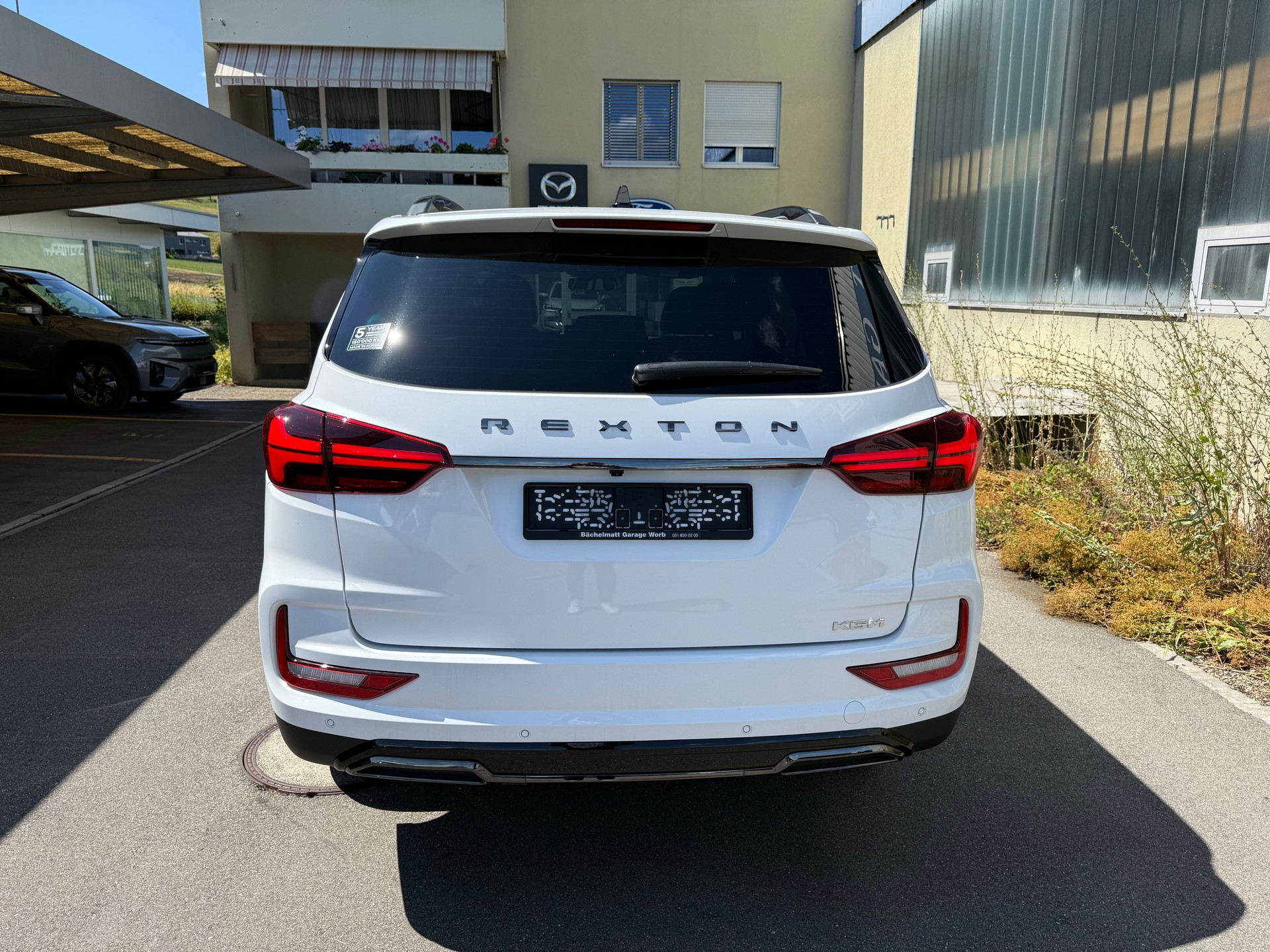 KGM-SsangYong Rexton 2.2 CRDi Blackline 4WD AT-image-3