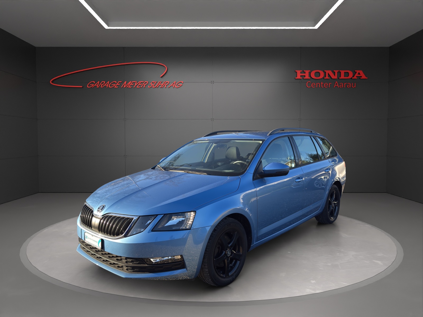 SKODA Octavia Combi 1.4 TSI G-TEC Ambition DSG-image-2