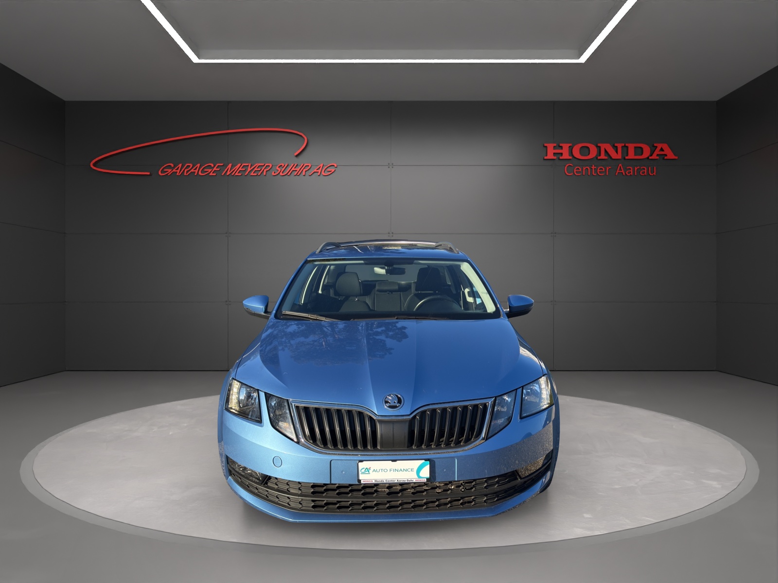 SKODA Octavia Combi 1.4 TSI G-TEC Ambition DSG-image-1